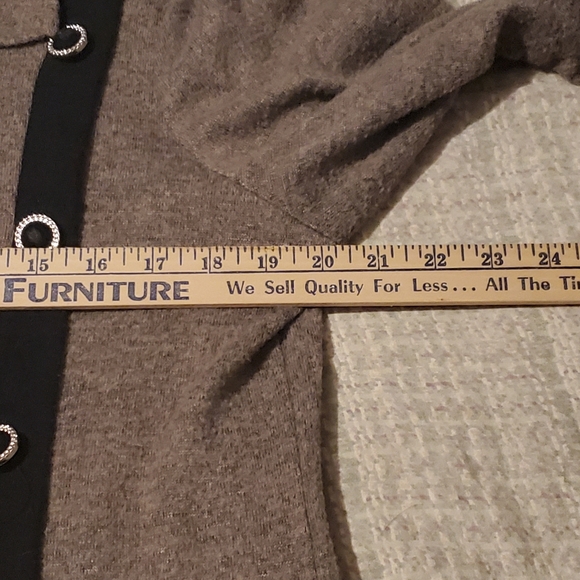 ADRIENNE VITTADINI Brown Cowl Neck Tunic Sweater Asymmetrical Buttons sz XL - Picture 6 of 9